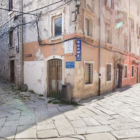 Kandlers Street Apartment Pula Dış mekan fotoğraf